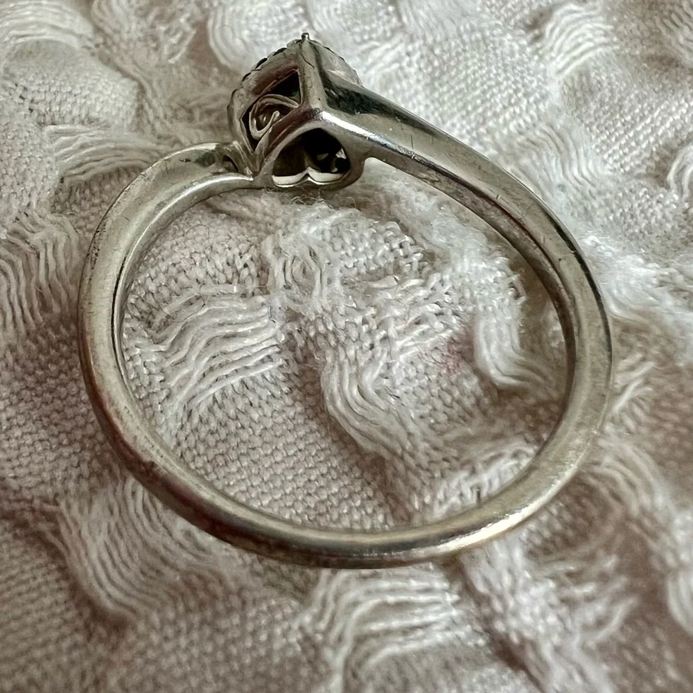 Kay Jewelers Heart Ring - Picture 2 of 2